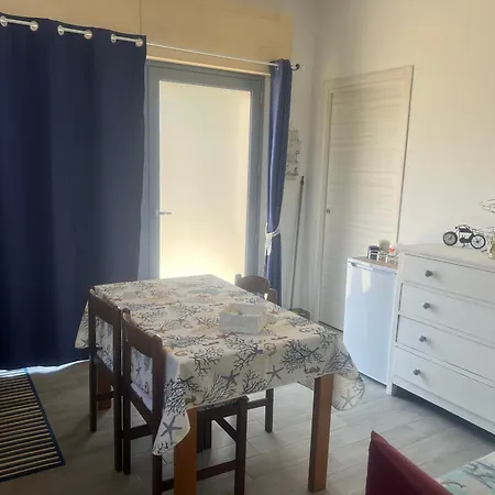 A Casa Di Marzia Bed & Breakfast Zambrone